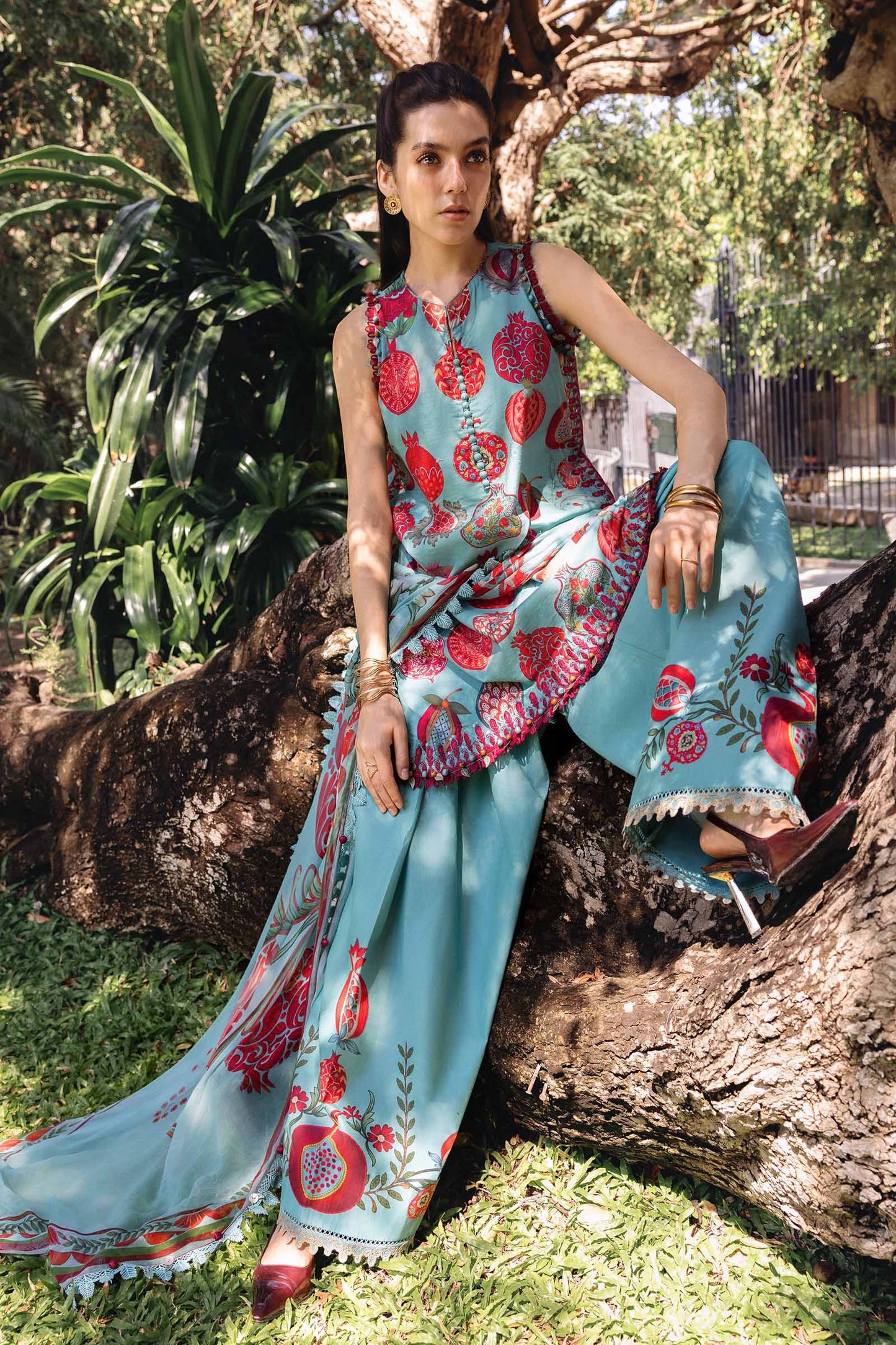 Maria B M Prints | MPT-2903-B